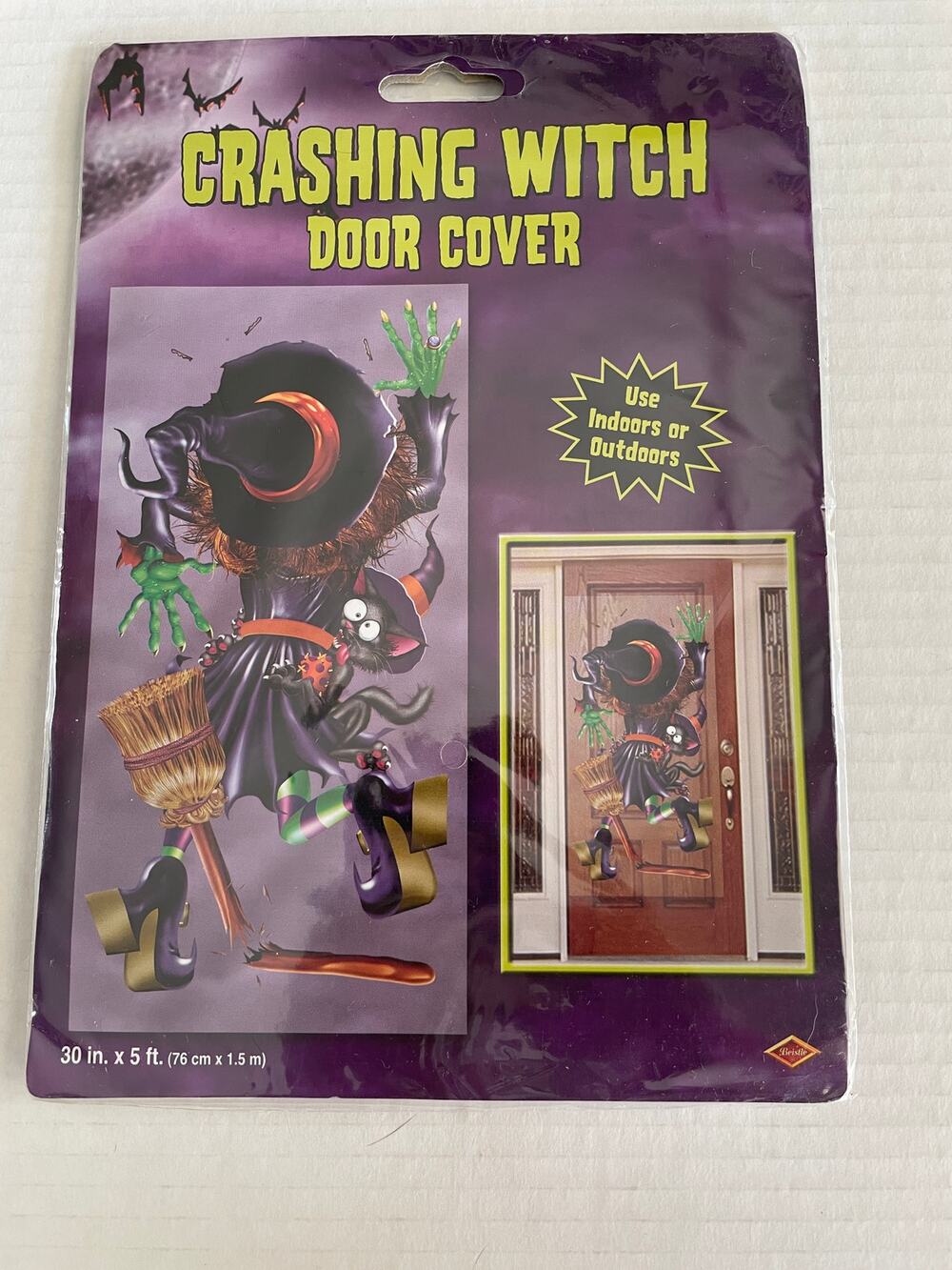 FUNNY CRASHING WITCH INTO DOOR COVER HALLOWEEN PARTY DECORATION BG00015